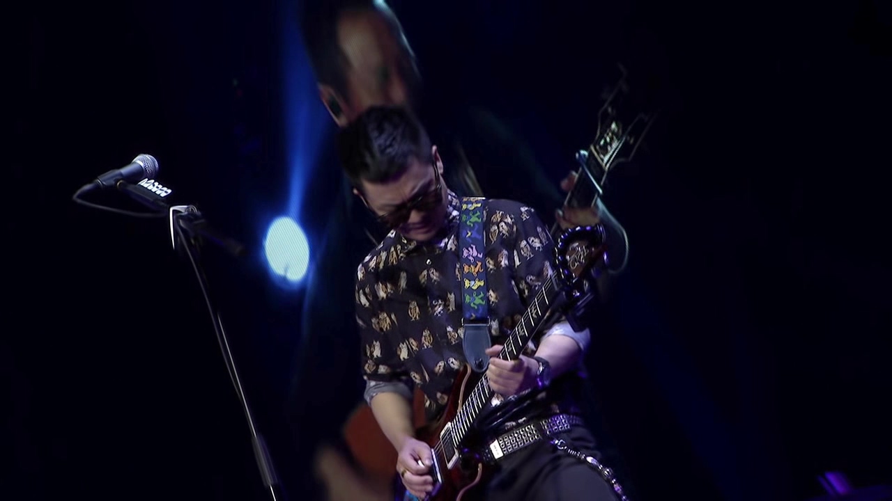 许巍 – 2015 此时此刻演唱会 北京站 蓝光原盘下载+高清MKV版 / .Ci.Shi.Ci.Ke.Live 28.1G