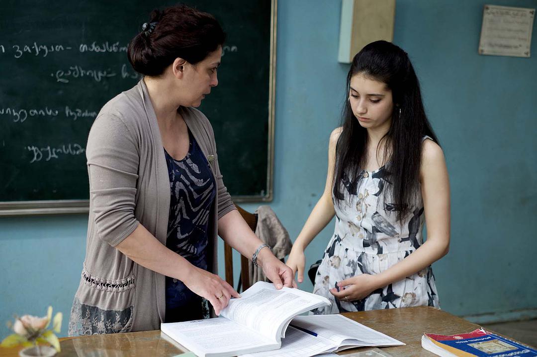 我的快乐家庭 WEB-DL版下载/逃出安乐窝(港) / My Happy Family / Chemi Bednieri Ojakhi 2017 ჩემი ბედნიერი ოჯახი 3.7G